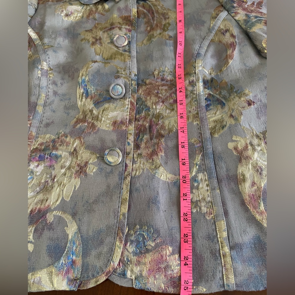 Exquisite floral Chico’s jacket - Picture 13 of 16